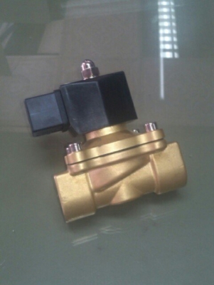 วาวล์ไฟฟ้า 1 นิ้ว 12 โวลย์