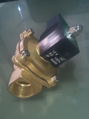 วาวล์ไฟฟ้า 1 นิ้ว 12 โวลย์ วาวล์ไฟฟ้า 1 นิ้ว 12 โวลย์