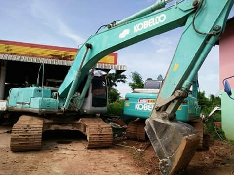 ขาย โกเบโก้ SK200-6 หลุดจองครับยังขายอยู่ครับ