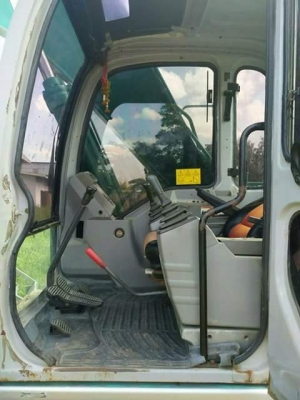 ขาย โกเบโก้ SK200-6 หลุดจองครับยังขายอยู่ครับ ขาย โกเบโก้ SK200-6 หลุดจองครับยังขายอยู่ครับ