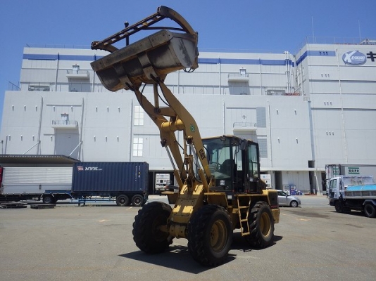 ขายรถตัก CAT 910G นำเข้าจากญี่ปุ่น ขายรถตัก CAT 910G นำเข้าจากญี่ปุ่น