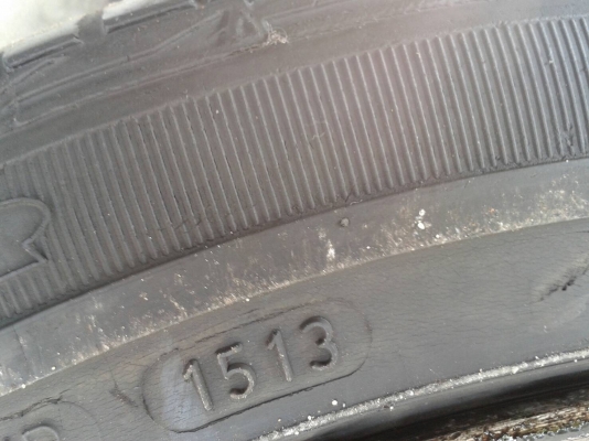 ขอบ17นิ้ว6รู พร้อมยาง ชุดนี้ ราคา 7300 บาท ขอบ17นิ้ว6รู พร้อมยาง ชุดนี้ ราคา 7300 บาท