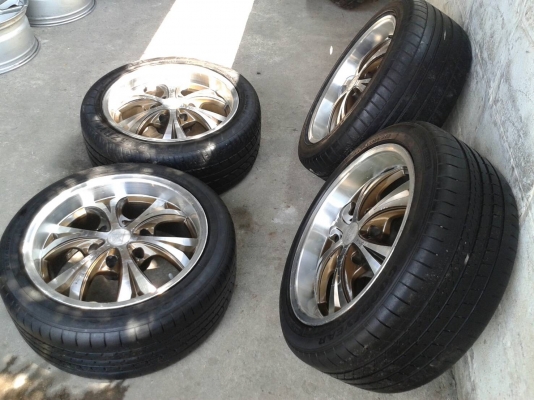 ขอบ17นิ้ว6รู พร้อมยาง ชุดนี้ ราคา 7300 บาท ขอบ17นิ้ว6รู พร้อมยาง ชุดนี้ ราคา 7300 บาท