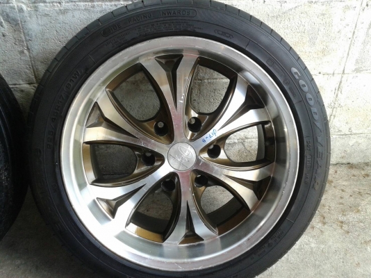 ขอบ17นิ้ว6รู พร้อมยาง ชุดนี้ ราคา 7300 บาท ขอบ17นิ้ว6รู พร้อมยาง ชุดนี้ ราคา 7300 บาท