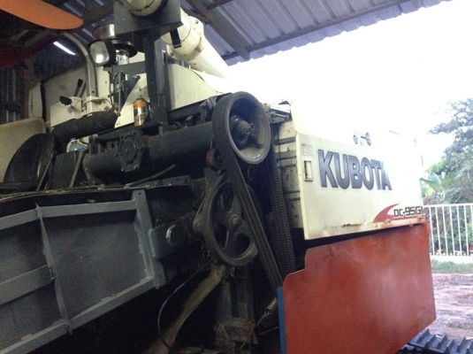 ขายรถเกี่ยวข้าวคูโบต้า DC95GMแทรคช่วงล่างใหม่ เช็คพร้อมลงงาน พื้นตู้ คอลำเลียงสแตนเลสพร้อมลงลุยงานเอกสารทะเบียนครบ