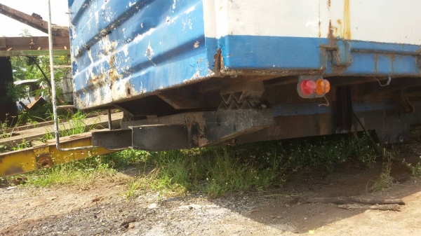 ขายด่วนกระบะดั๊มครบชุด ถอดลงจากสิงห์ไฮเทคแกน100มิล ยาว6ม.กว้าง2.50ม.สูง170พร้อมใช้