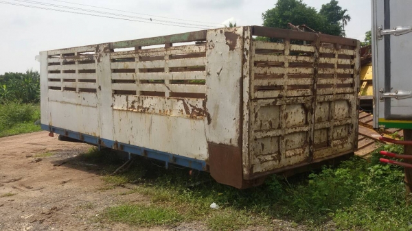 ขายด่วนกระบะดั๊มครบชุด ถอดลงจากสิงห์ไฮเทคแกน100มิล ยาว6ม.กว้าง2.50ม.สูง170พร้อมใช้