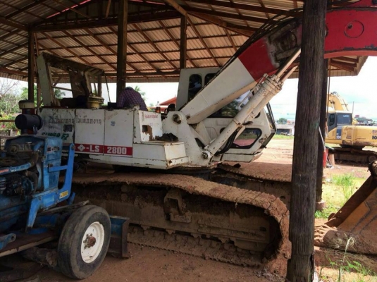 ขายรถขุดแบ็คโค 200 SUMITOMO2800 สภาพทำงานปกติ ช่วงล่างดี เครื่องดี