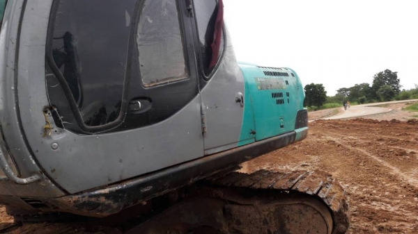 ขายรถขุดแบ็คโค โกเบลโก้ SK200-5มาร์คไฟว์ไฟฟ้าครบ ช่วงล่างเต็ม มาร์คVธรรมดา สภาพพร้อมทำงาน