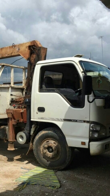 หกล้อ อีซูชุ NQR175ยูโร2ปี52ดั้มสามมิต5คิว ติดเครน 3ตัน 3ปอก 2ชัก กะบะดั้มยาว3.80ม สภาพดีเดิมๆสวยพร้อมใช้ ทะเบียนพร้อมโอน