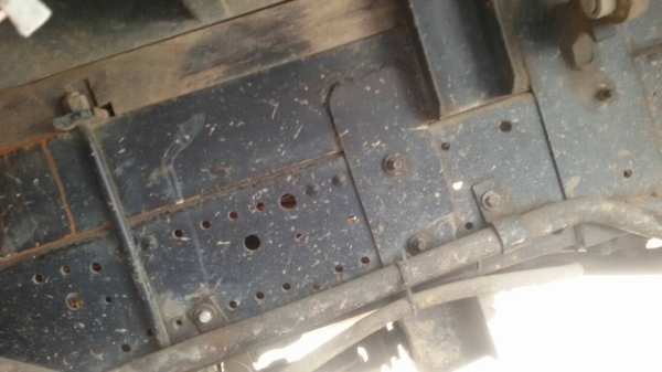 หกล้อ อีซูชุ NQR175ยูโร2ปี52ดั้มสามมิต5คิว ติดเครน 3ตัน 3ปอก 2ชัก กะบะดั้มยาว3.80ม สภาพดีเดิมๆสวยพร้อมใช้ ทะเบียนพร้อมโอน