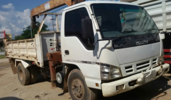 หกล้อ อีซูชุ NQR175ยูโร2ปี52ดั้มสามมิต5คิว ติดเครน 3ตัน 3ปอก 2ชัก กะบะดั้มยาว3.80ม สภาพดีเดิมๆสวยพร้อมใช้ ทะเบียนพร้อมโอน