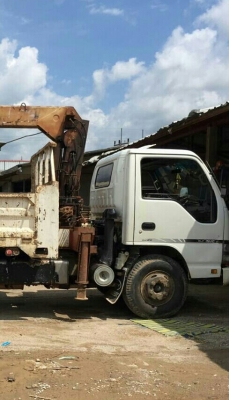 หกล้อ อีซูชุ NQR175ยูโร2ปี52ดั้มสามมิต5คิว ติดเครน 3ตัน 3ปอก 2ชัก กะบะดั้มยาว3.80ม สภาพดีเดิมๆสวยพร้อมใช้ ทะเบียนพร้อมโอน