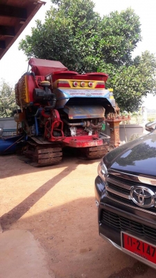 ขายรถเกี่ยวศักดิ์พัฒนา เครื่องHINOJO8Cเทอร์โบว์KM ช่วงล่าง12ปั๊ม23พร้อมทำงาน