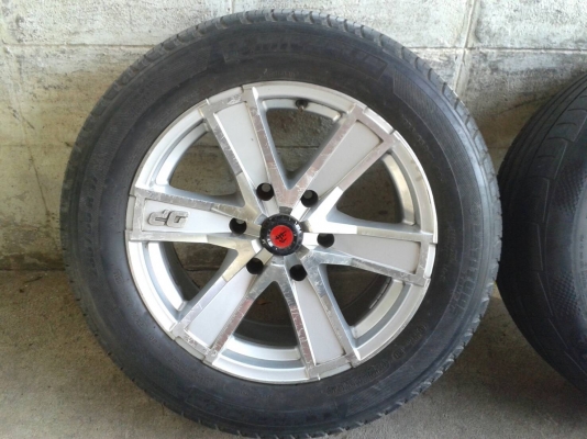 ขอบ17นิ้ว6รู พร้อมยาง ชุดนี้ ราคา 7900 บาท