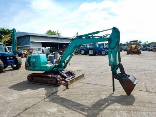 KOMATSU 30-7E <มีหัวกระแทกในตัวพร้อม>คอลโทนสั้นปั๊มนิ้วรถเก่านอกมีเอกสาร☎️ติดต่อ 085-5632278 (ราคาต่อรองได้)