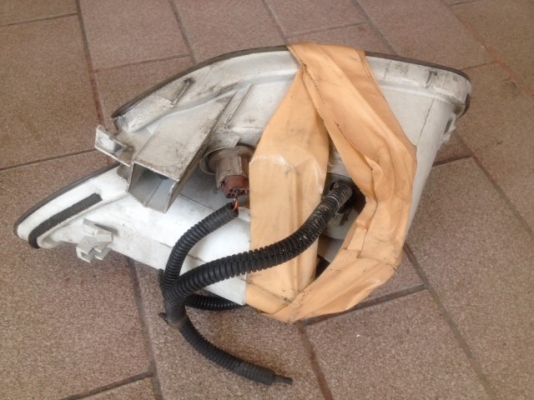 ไฟตัดหมอก NISSAN CEFIRO A33 เก่าญี่ปุ่นเเท้สภาพสวยคู่ละ ไฟตัดหมอก NISSAN CEFIRO A33 เก่าญี่ปุ่นเเท้สภาพสวยคู่ละ