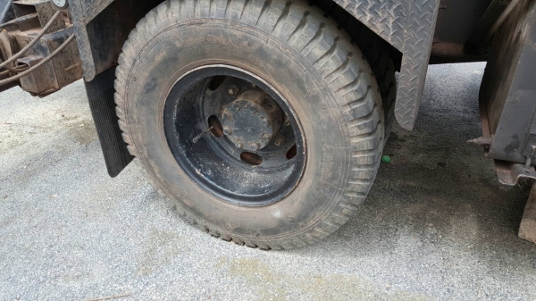 ต้องการขายรถเครน 6 ล้อ 11 ตัน KATO