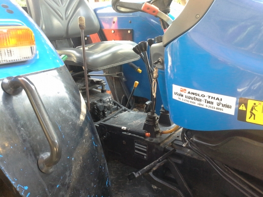 ขายนิวฮอแลน TD 90 แรงเทอโบรถ   714 ช.มสภาพรถป้ายแดงพร้อมทะเบืยน