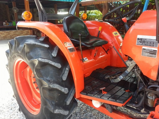 คูโบต้า L4708 4 WD ใบมีดดันหน้า ผานหลัง ปี 2556