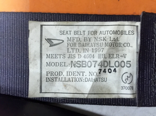 ขายเบลท์แบบออโต้ล๊อคของรถมิร่าพร้อมสวิทช์เซ็นต์เซอร์คู่หน้า