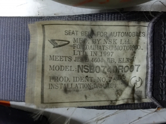 ขายเบลท์แบบออโต้ล๊อคของรถมิร่าพร้อมสวิทช์เซ็นต์เซอร์คู่หน้า