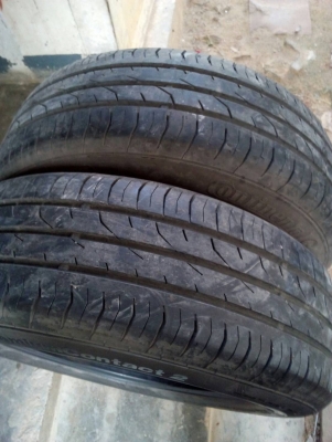 195/65R15  Continental มี 2 เส้น  tel.081-427-3941