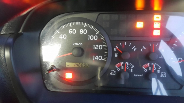 ขายด่วน344 ปี57 รุ่น50ปี ไมล์น้อย140000 สภาพสวย