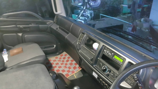 ขายด่วน344 ปี57 รุ่น50ปี ไมล์น้อย140000 สภาพสวย