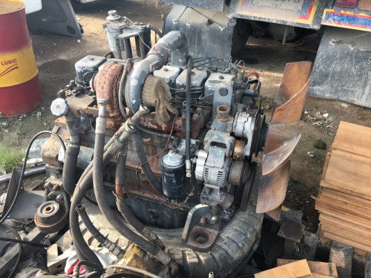 ขายด่วน เครื่องKOMATSU PC200-6-7