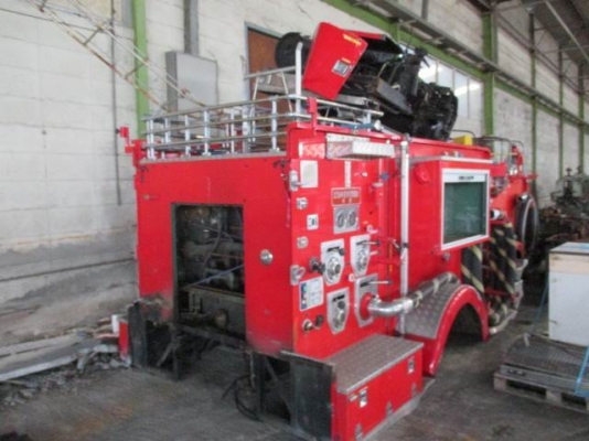 ขายรถแม็คโค  สนใจติดต่อ 086-775-7900 086-324-1992