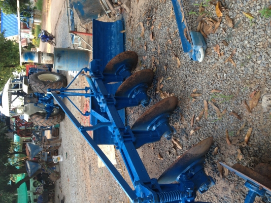 ขายรถไถ Ford 6600 T3 เต็มตัว รถเช็คใหม่ พร้อมใช้งาน มีเล่มพร้อมโอนครับ