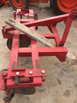 8900บาท ครับ ผานยกร่อง โครงหนาแข็งแรง ขายถูกๆกันไปเลย