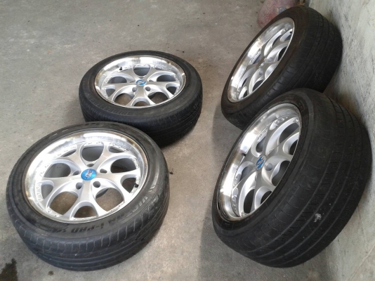 ขอบ17นิ้ว5รู114 พร้อมยาง ชุดนี้ ราคา 7200 บาท