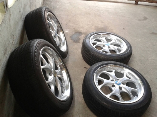 ขอบ17นิ้ว5รู114 พร้อมยาง ชุดนี้ ราคา 7200 บาท