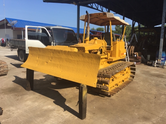 ขาย Komatsu D20-5ตีนเป็ดสภาพสวยพร้อมใช้ ต่อคุณอ๊อฟพิจิตร086-737-9991 ขาย Komatsu D20-5ตีนเป็ดสภาพสวยพร้อมใช้ ต่อคุณอ๊อฟพิจิตร086-737-9991