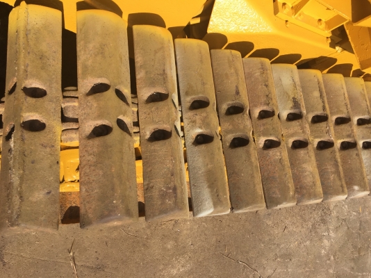 ขาย Komatsu D20-5ตีนเป็ดสภาพสวยพร้อมใช้ ต่อคุณอ๊อฟพิจิตร086-737-9991 ขาย Komatsu D20-5ตีนเป็ดสภาพสวยพร้อมใช้ ต่อคุณอ๊อฟพิจิตร086-737-9991