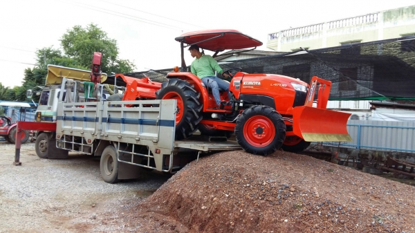 ปัญญาแทรคเตอร์..จัดมาให้ครับ ด่วน!!!คูโบต้า L4708พร้อมใบมีดคานล่างFD185พร้อมโรตาลี่RX182 สภาพพร้อมใช้ จัดส่ง อ.พาน จ.เชียงราย