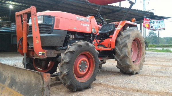 ขายรถไถ KUBOTA L4508 พร้อมดันหน้า  ราคา 198,000 บาท อ.แกลง จ.ระยอง DC Tractor Rayong 0818618678,0899347475 https://www.facebook.com/DC-Tractor-Rayong-3071545327&hellip;/shop&hellip; id line=081-8618678 id line=089-9347475