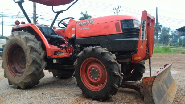 ขายรถไถ KUBOTA L4508 พร้อมดันหน้า  ราคา 198,000 บาท อ.แกลง จ.ระยอง DC Tractor Rayong 0818618678,0899347475 https://www.facebook.com/DC-Tractor-Rayong-3071545327&hellip;/shop&hellip; id line=081-8618678 id line=089-9347475