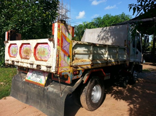 ขายรถดั้มเดก้า195แรง รถสวยสภาพดีมาก เอกสารเล่มทะเบียนพร้อมโอน ราคา750,000 สนใจโทร 090-8588220คุณนะ 093-3258446คุณบิว หรือเข้าดูสินค้าอื่นๆได้ที่ www.narong2truck.com หรือ www.truck.in.th/498 หรือเพจFacebook ณรงค์ ซื้อขายรถมือสอง (เว็บไซต์ส่วนตัว) หรือFace