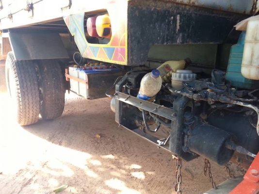 ขายรถดั้มเดก้า195แรง รถสวยสภาพดีมาก เอกสารเล่มทะเบียนพร้อมโอน ราคา750,000 สนใจโทร 090-8588220คุณนะ 093-3258446คุณบิว หรือเข้าดูสินค้าอื่นๆได้ที่ www.narong2truck.com หรือ www.truck.in.th/498 หรือเพจFacebook ณรงค์ ซื้อขายรถมือสอง (เว็บไซต์ส่วนตัว) หรือFace