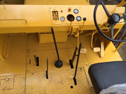 ขายด่วนรถบด9ล้อSAKAI TS7409 พร้อมใช้งาน เล่มทะเบียน