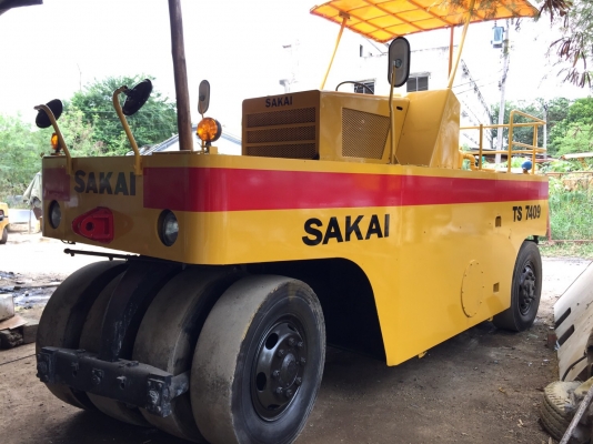ขายด่วนรถบด9ล้อSAKAI TS7409 พร้อมใช้งาน เล่มทะเบียน