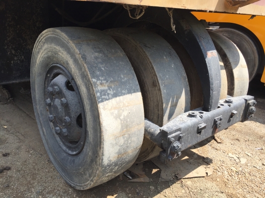 ขายด่วนรถบด9ล้อSAKAI TS7409 พร้อมใช้งาน เล่มทะเบียน