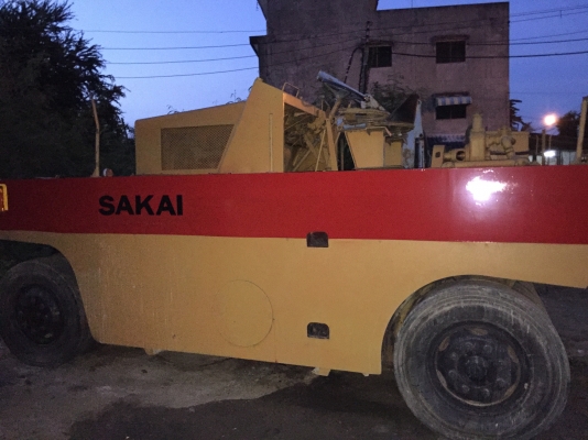 ขายด่วนรถบด9ล้อSAKAI TS7409 พร้อมใช้งาน เล่มทะเบียน