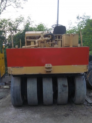 ขายด่วนรถบด9ล้อSAKAI TS7409 พร้อมใช้งาน เล่มทะเบียน