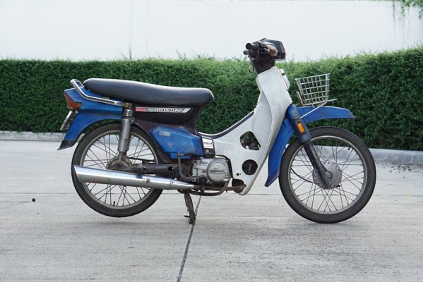 วุฒิ นนบุรี HONDA ดรีม100 ตูดเป็ดรถพร้อมใช้ไม่มีทะเบียน วุฒิ นนบุรี HONDA ดรีม100 ตูดเป็ดรถพร้อมใช้ไม่มีทะเบียน