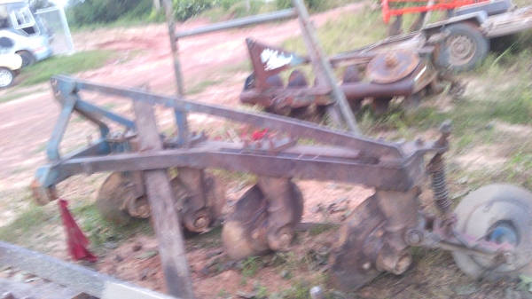 ขายผานรถไถฟอร์ด