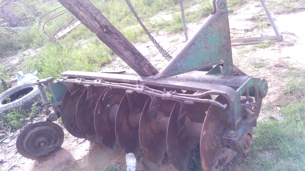 ขายผานรถไถฟอร์ด